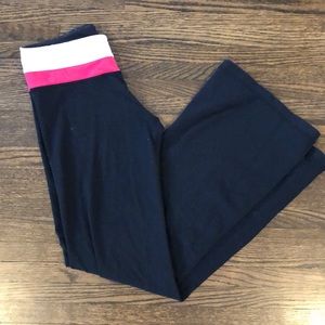Lululemon Groove Pants- Reversible Size 6